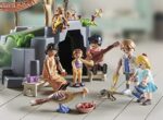 PLAYMOBIL Wiltopia 71013 Family with Spielzeugtieren, Nachhaltiges Spielzeug für Kinder AB 4 Jahren [Exclusive bei Amazon]