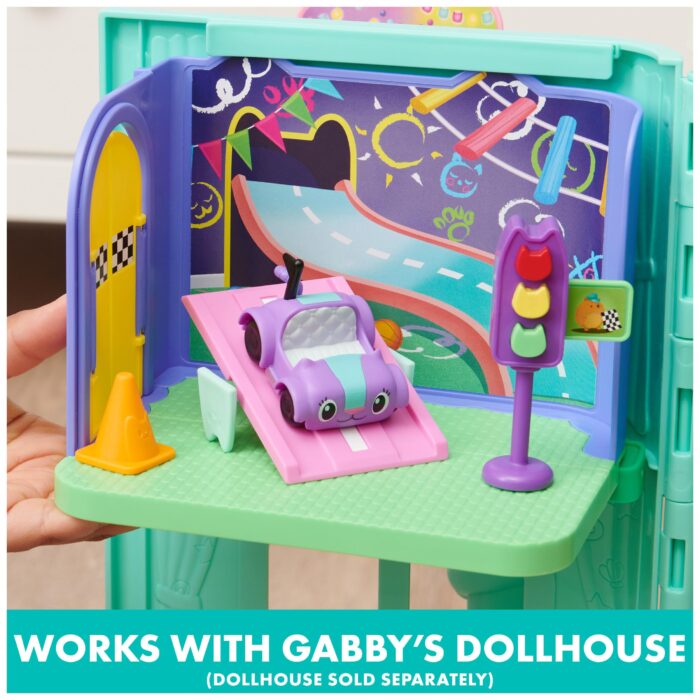 Gabby's Dollhouse, Bakey with Cakey Kitchen with Figure and 3 Accessories